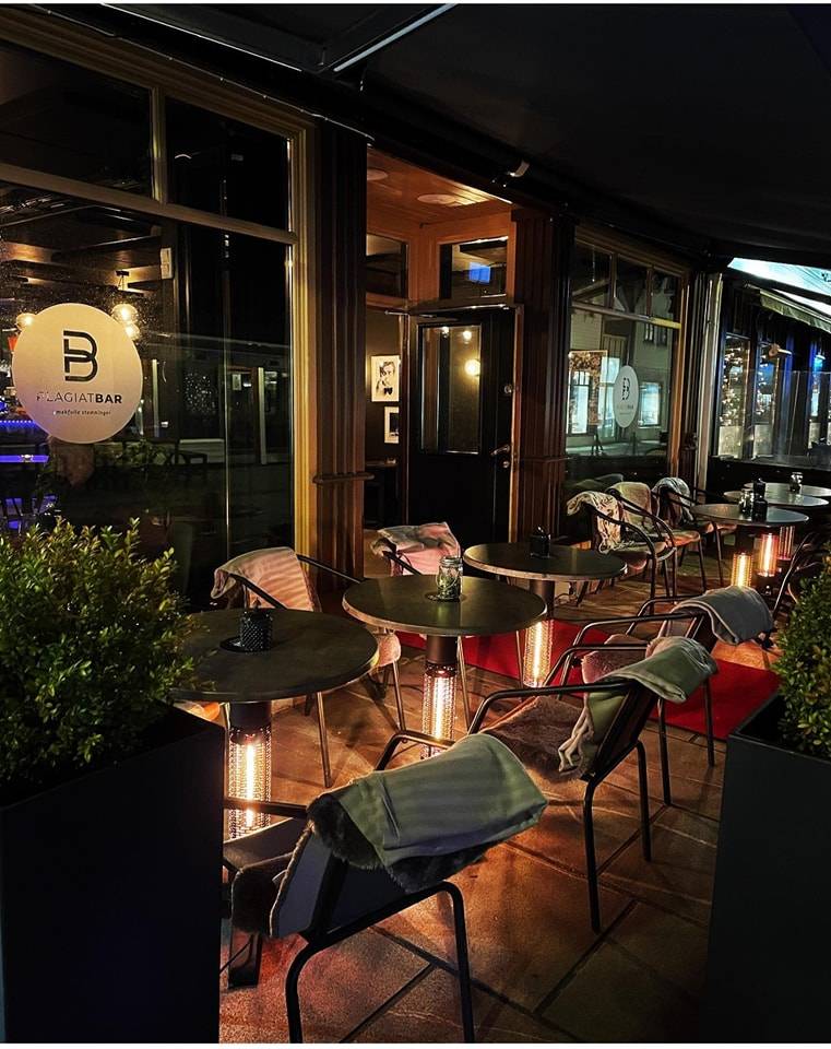 Plagiat Bar
